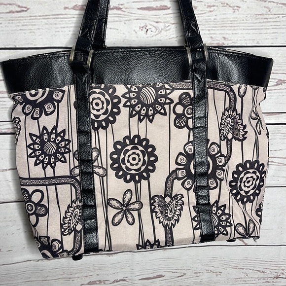 American Tourister Travel Bag Black Taupe Tan Floral Print Tote Bag Carryall! - Picture 8 of 11